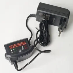 Зарядно устройство за акумулаторни инструменти с Li-Ion батерии 10.8-18.0 V Зарядно устройство за акумулаторни инструменти с Li-Ion батерии 10.8-18.0 V