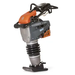 Трамбовка Husqvarna Construction тип пачи крак бензинова 2700 W, 3.5 к.с., 280x332 мм, 16.5 м/мин, LT 6005 Трамбовка Husqvarna Construction тип пачи крак бензинова 2700 W, 3.5 к.с., 280x332 мм, 16.5 м/мин, LT 6005