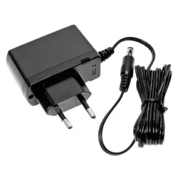 Захранващо устройство Bosch за акумулаторни инструменти с Li-Ion батерии 12 V Захранващо устройство Bosch за акумулаторни инструменти с Li-Ion батерии 12 V