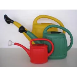 Лейка за поливане пластмасова 2 л