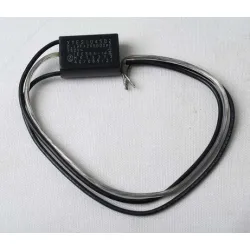 Кондензатор Makita за зеге 4301BV, BO4560, HK1800, HR5000, HR5000K, LS1030 Кондензатор Makita за зеге 4301BV, BO4560, HK1800, HR5000, HR5000K, LS1030