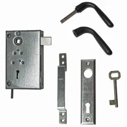 Брава Metal обикновена за външен монтаж 125х75.5х31 мм Брава Metal обикновена за външен монтаж 125х75.5х31 мм