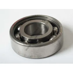 Лагер Makita сачмен едноредов с дълбок канал за свредел за земя BBA520, 6202