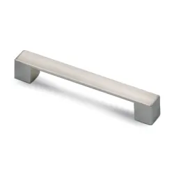 Дръжка Estamp мебелна ЦАМ 161 мм, хром мат, 746 Дръжка Estamp мебелна ЦАМ 161 мм, хром мат, 746