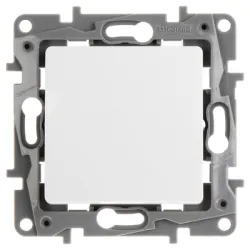 Ключ Legrand електрически интериорен девиаторен скрит монтаж, сх. 6, 10 A, бял, Niloe Ключ Legrand електрически интериорен девиаторен скрит монтаж, сх. 6, 10 A, бял, Niloe