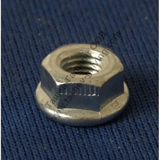 Гайка   017, 018