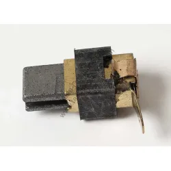 Четка Black & Decker графитна за перфоратор KD650, KD70, KD975, KD985