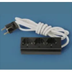 Разклонител Todi електрически с кабел 3 гнезда, 5 м, 3x1.5 мм2, ШВПС-В / H05VV-F, черен