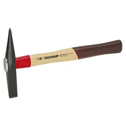 Чук Gedore за шлака с дървена дръжка 0.45 кг, 300 мм, 677 H Чук Gedore за шлака с дървена дръжка 0.45 кг, 300 мм, 677 H