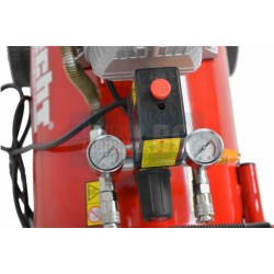 Електрически маслен компресор с две глави HECHT 2355, 2200 W, 100 л, 8 бара Електрически маслен компресор с две глави HECHT 2355, 2200 W, 100 л, 8 бара